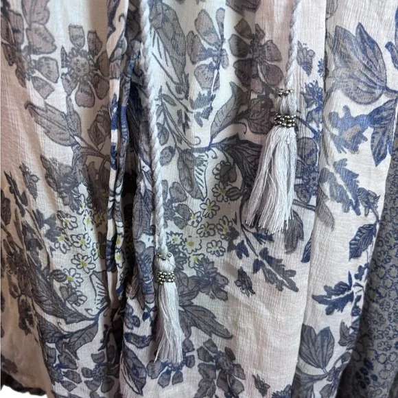 Free People Long Sleeve Floral Print Cottagecore Top Size Large-Flowy Boho - Picture 3 of 7